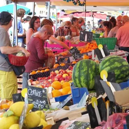 Appartement T2 Lumineux Avec Terrasse Et Vue Mer, à Pied